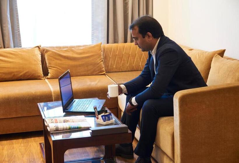 בית מלון כפרי The P L Palace Agra