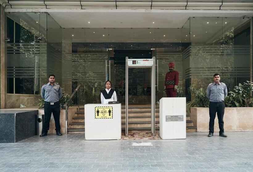 ホテル The P L Palace Agra