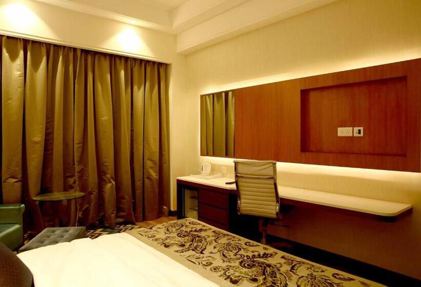 ホテル The P L Palace Agra