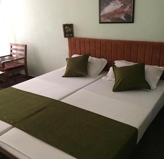 בית מלון כפרי Thushara