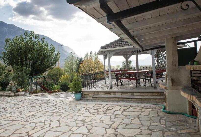 Отель Guesthouse To Tzaki