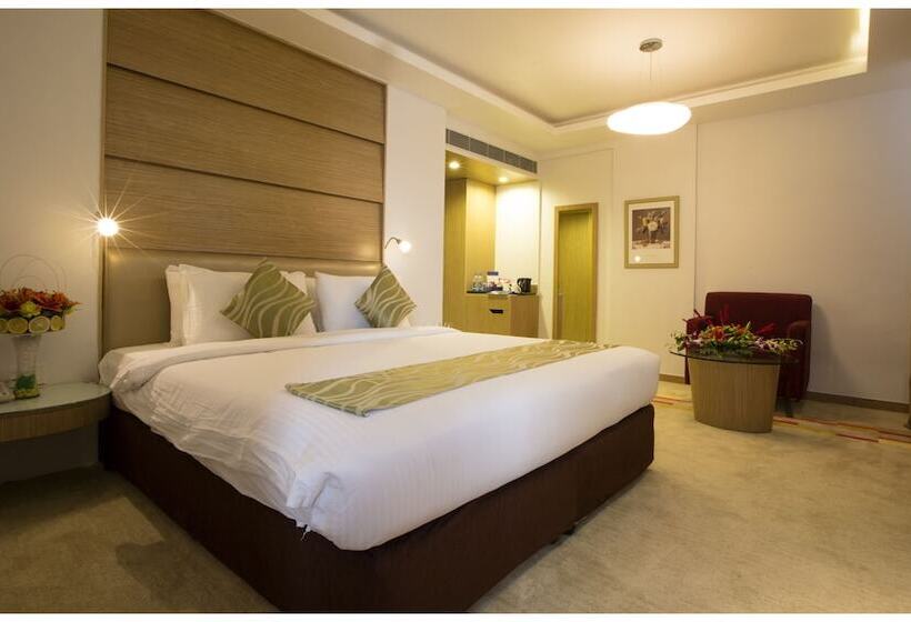 Отель Tulip Bangalore