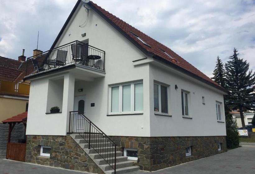 酒店 Penzion U Golema Blansko