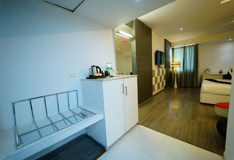 בית מלון כפרי Vijay Parkinn Coimbatore
