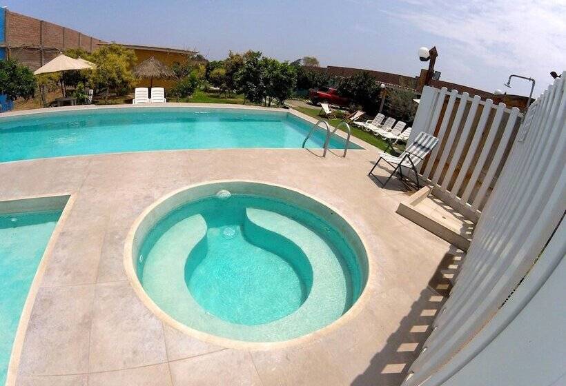 호텔 Villa Kitzia Huacho