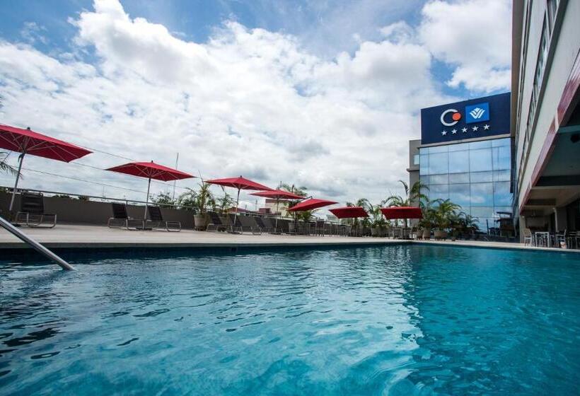 ホテル Costa Del Sol Wyndham Pucallpa