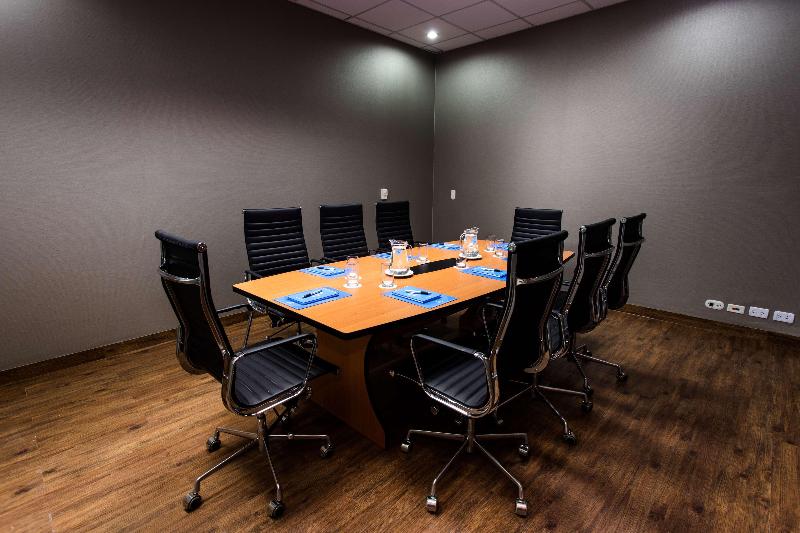 ホテル Costa Del Sol Wyndham Pucallpa