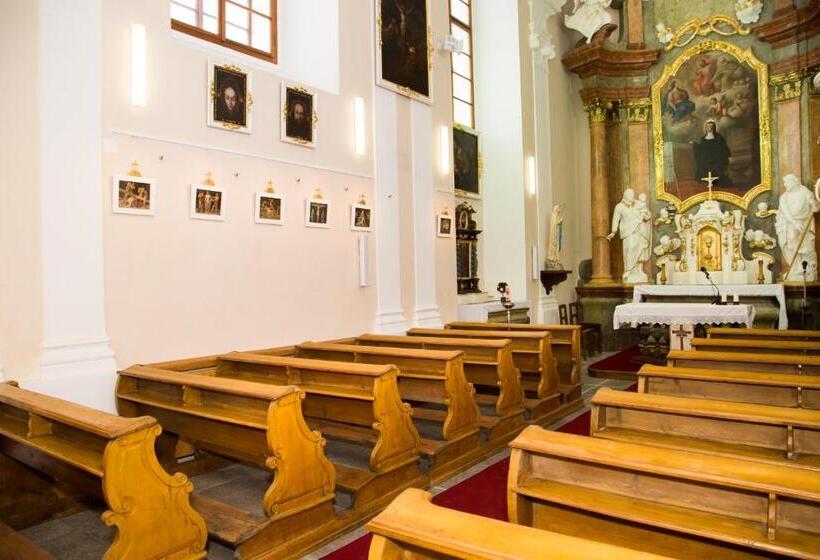 هتل Zamek Hradek U Susice