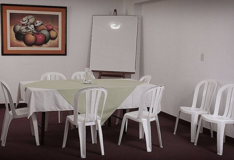 Las Musas Hotel & Casino