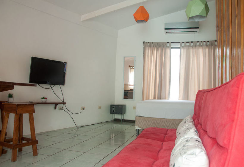 Maoritsio Garden Studios