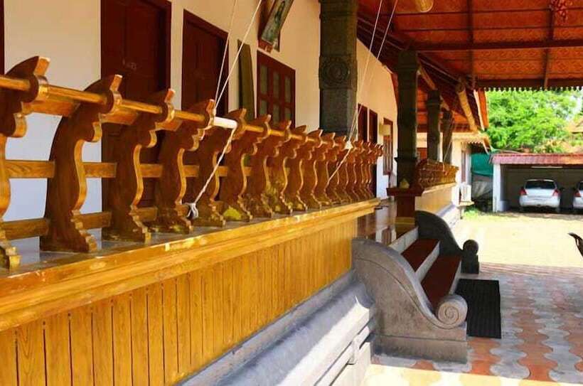 Пансион Baywatch Beach Resort