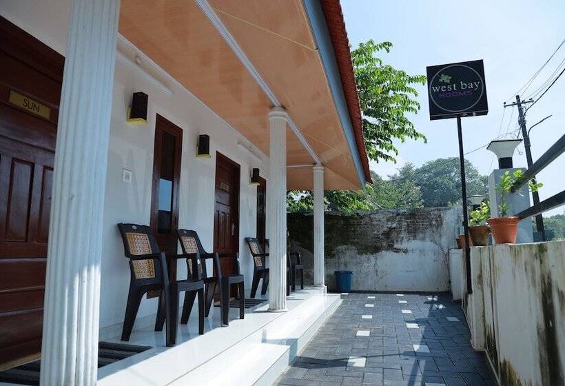 Пансион Baywatch Beach Resort