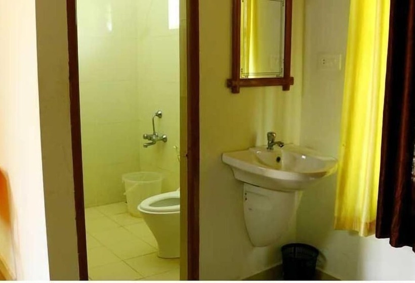 Пансион Baywatch Beach Resort