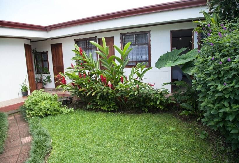 بنسيون Casa Kibi Kibi