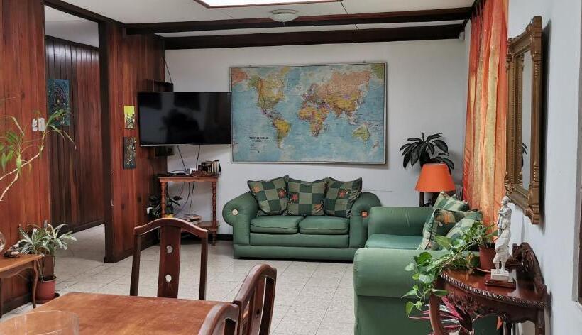 بنسيون Casa Kibi Kibi