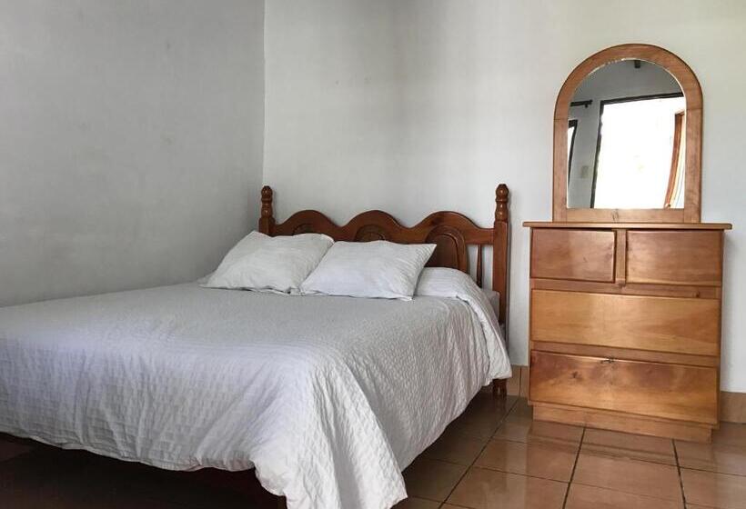 بنسيون Casa Kibi Kibi