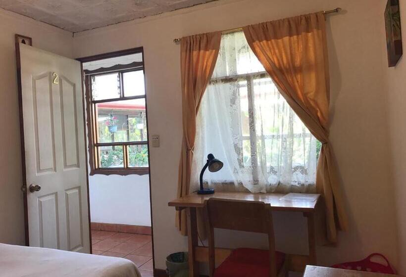 بنسيون Casa Kibi Kibi