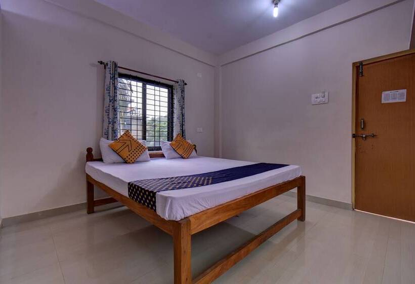 بنسيون Om Ganesh Guest House