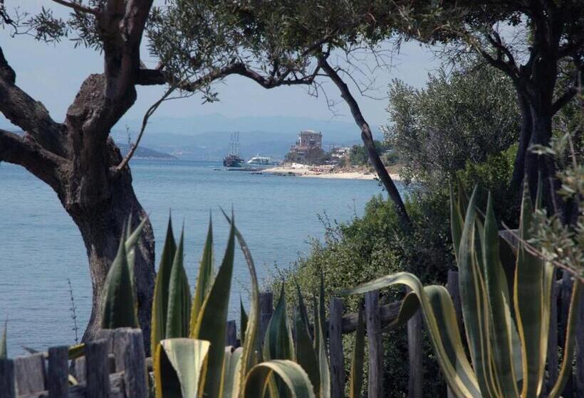 Skites Hotel Bungalows