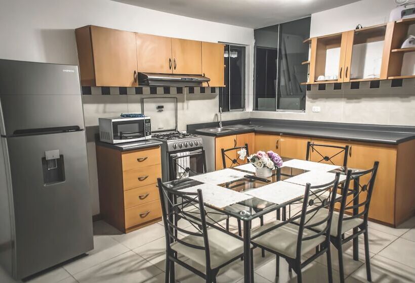 Trujillo El Golf Apartments