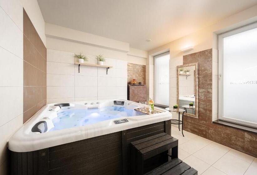 Wine & Wellness Hotel Besední Dům