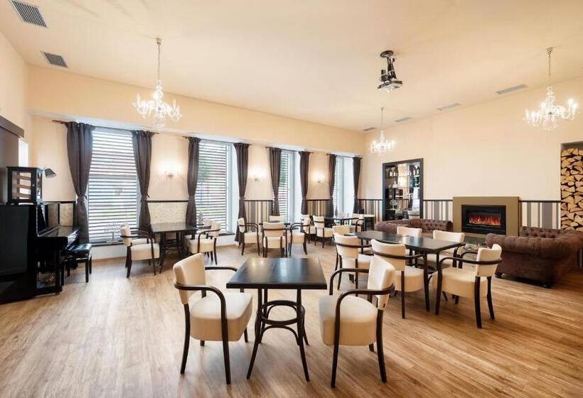 Wine & Wellness Hotel Besední Dům