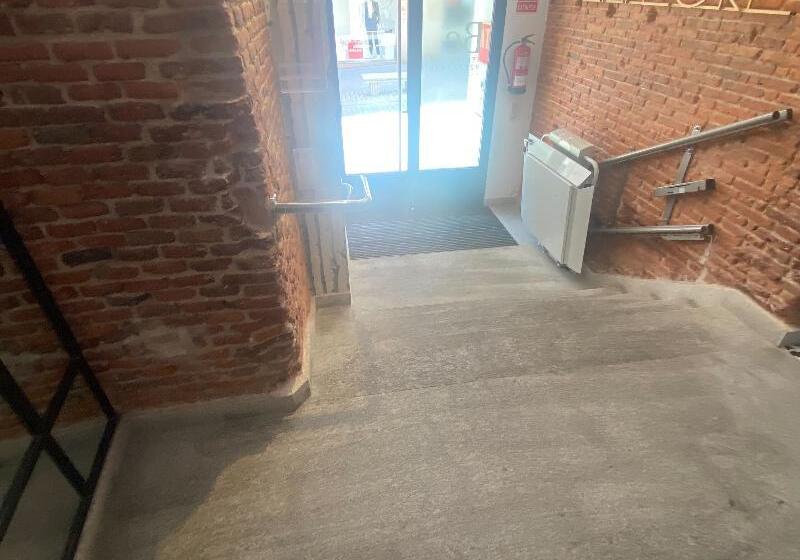 فندق Besalamanca