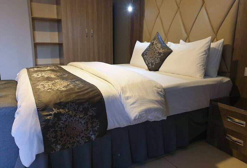 De Castle Hotels & Resort Enugu