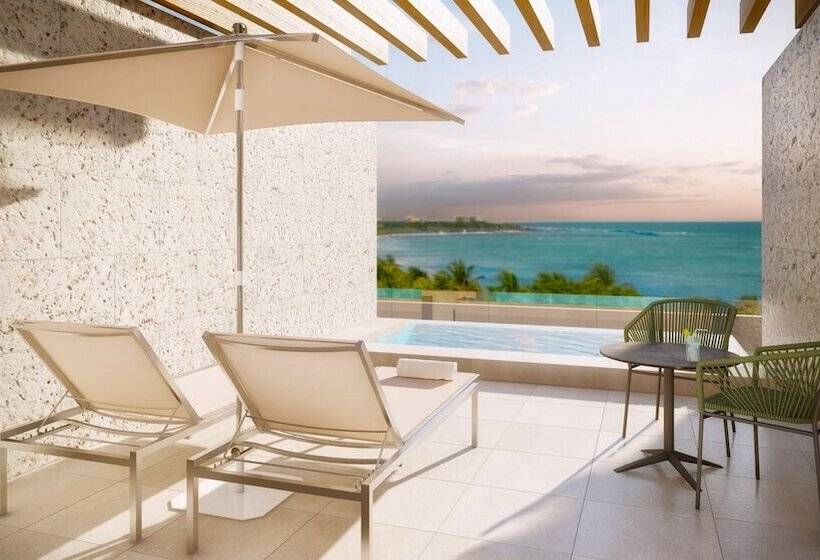 Family Selection at Grand Palladium Kantenah Resort & Spa - All Inclusive