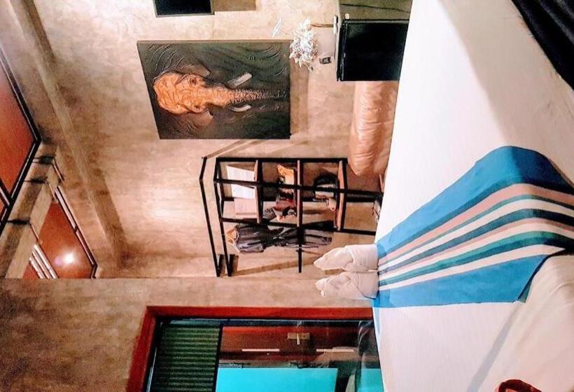 호텔 Theloft Boutique Nakhonpanom