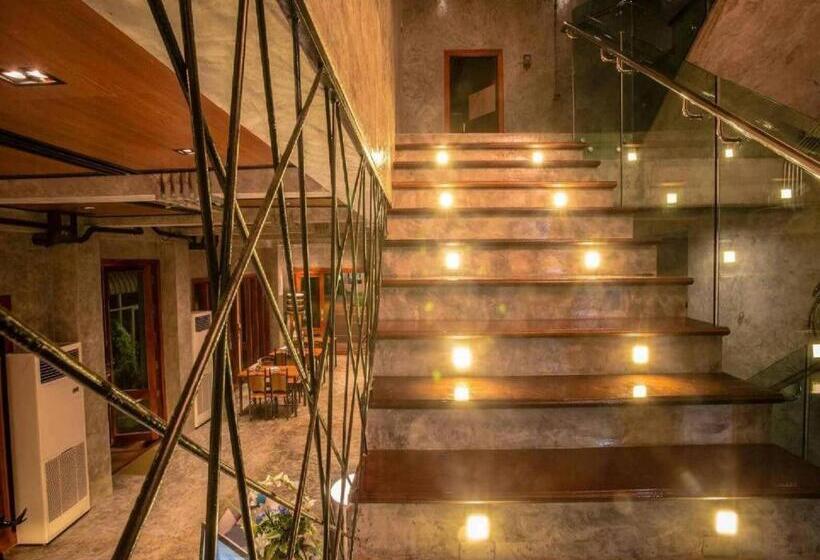 호텔 Theloft Boutique Nakhonpanom