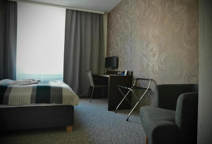 הוסטל Promohotel Slavie