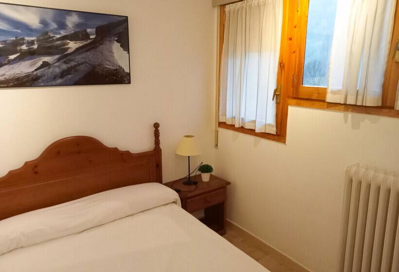 Apartamentos Biescas 3000