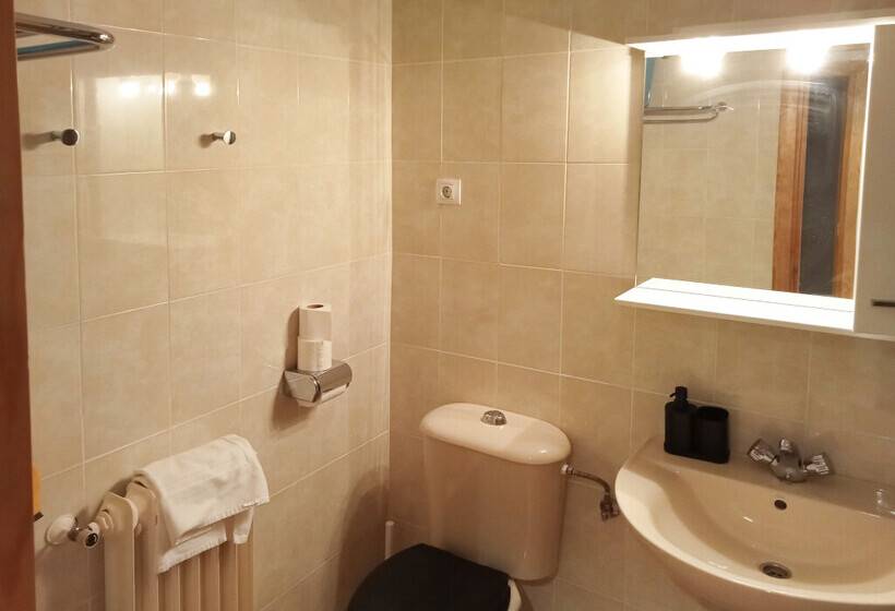 Apartamentos Biescas 3000