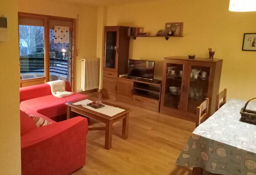 Apartamentos Biescas 3000