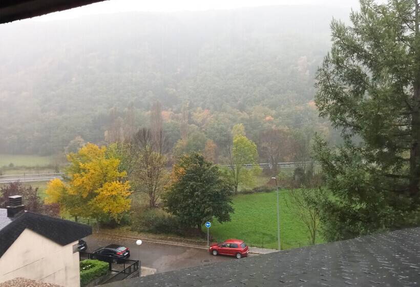 Apartamentos Biescas 3000