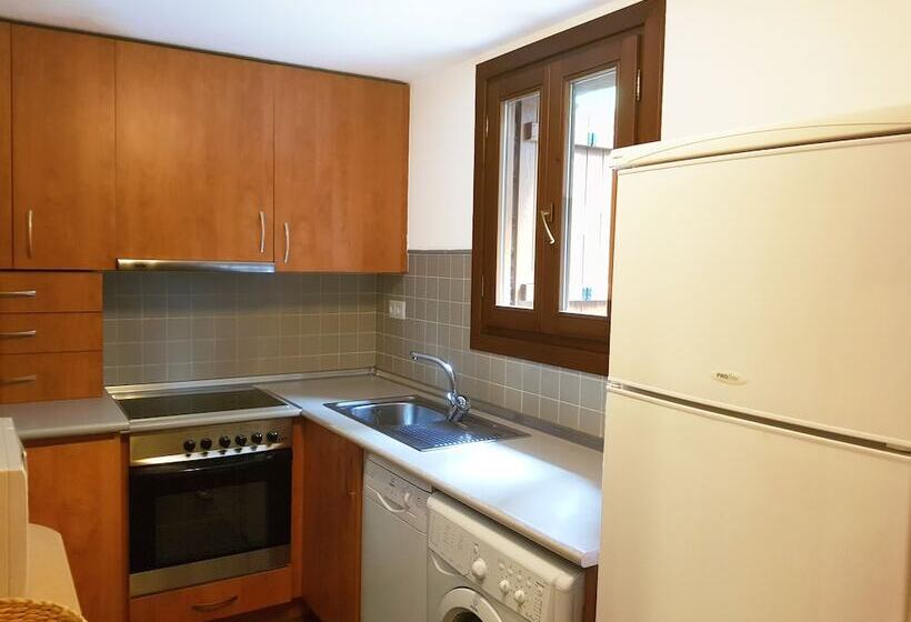 Apartamentos Biescas 3000