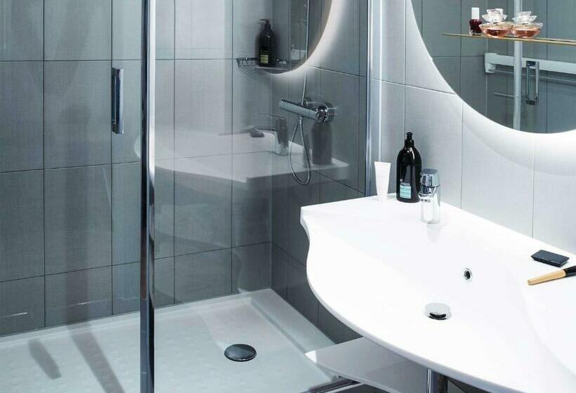 Aparthotel Adagio Edinburgh Royal Mile