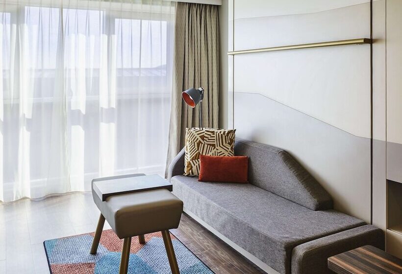 Aparthotel Adagio Edinburgh Royal Mile