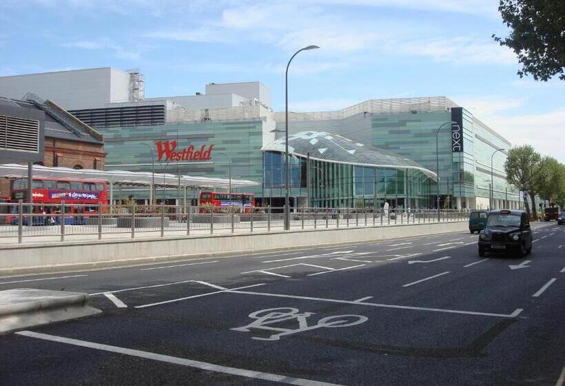 Bed and Breakfast Royal London Hotel By Saba