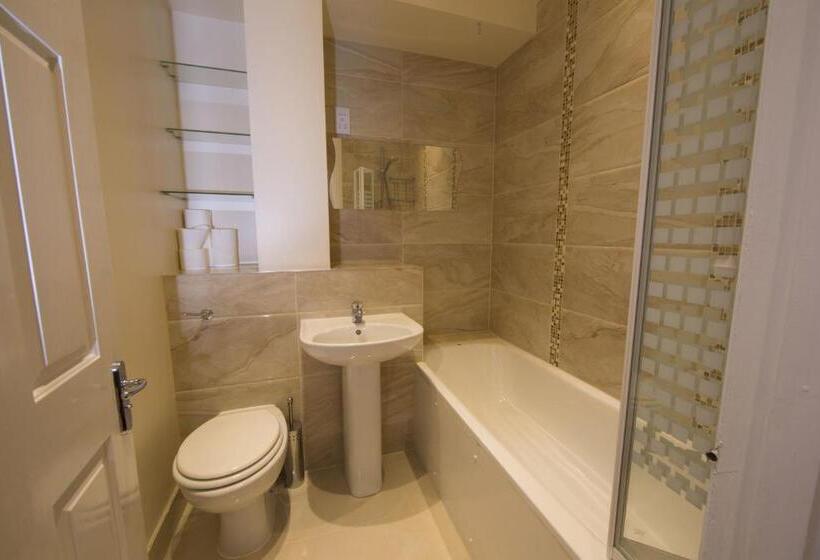 Bed and Breakfast Royal London Hotel By Saba