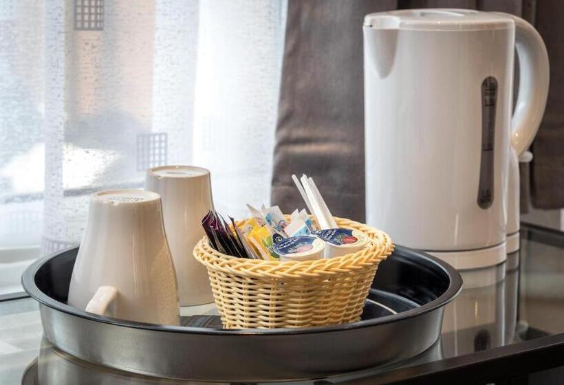 Bed and Breakfast Royal London Hotel By Saba