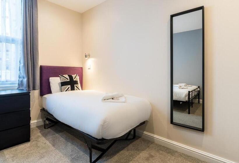 Bed and Breakfast Royal London Hotel By Saba