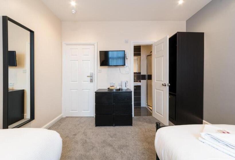 Bed and Breakfast Royal London Hotel By Saba