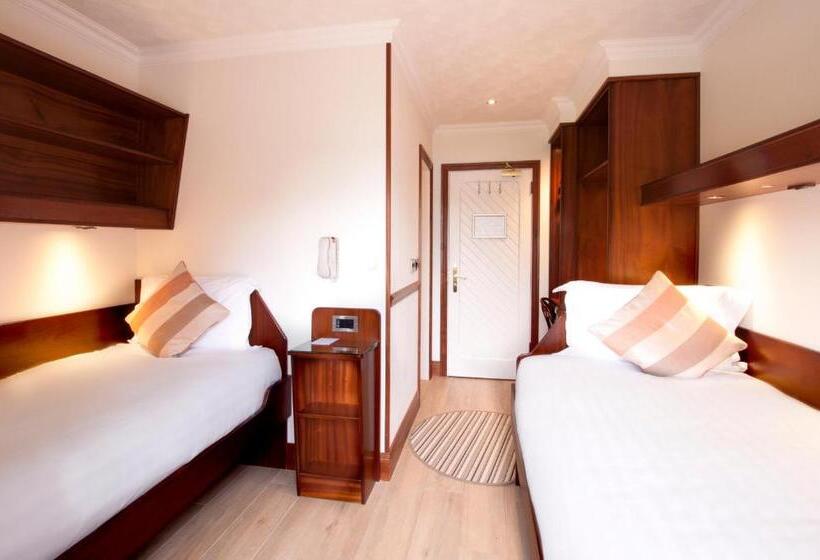 住宿加早餐  The Lodge @ Harvey's Point