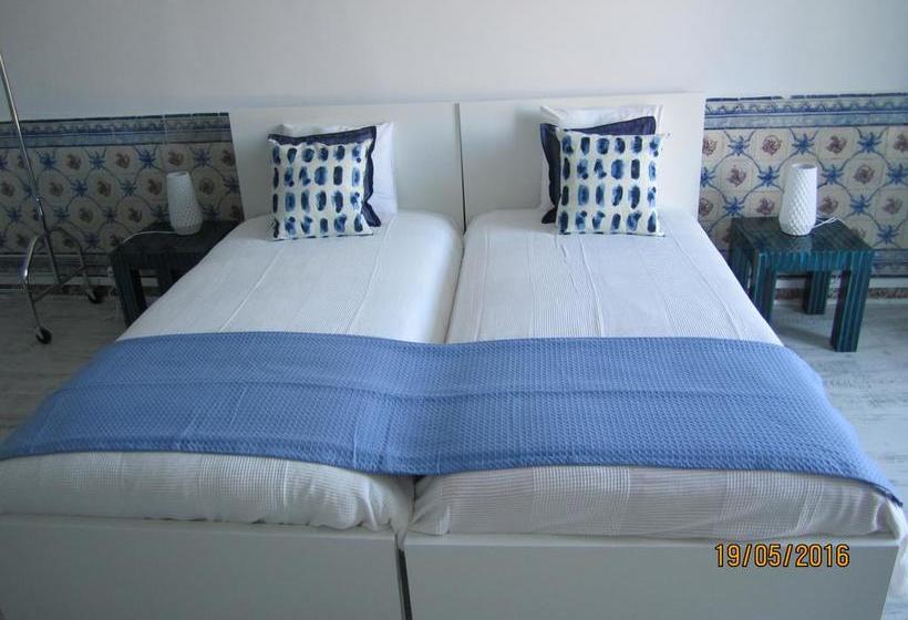B.Mar Hostel & Suites