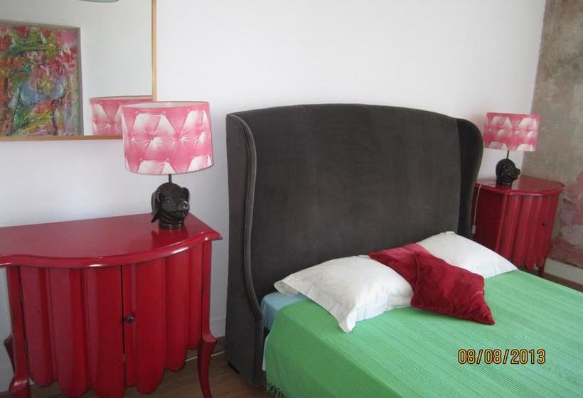 B.Mar Hostel & Suites