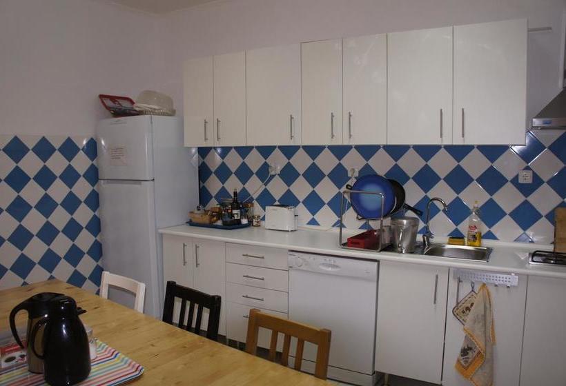 B.Mar Hostel & Suites