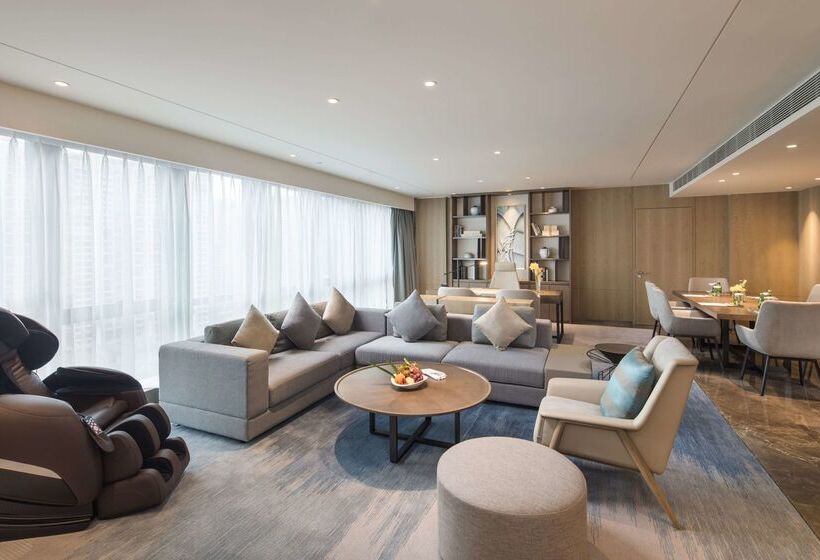 Doubletree By Hilton Hotel Shenzhen Longhua