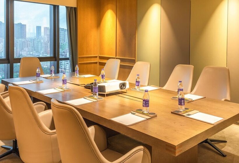 Doubletree By Hilton Hotel Shenzhen Longhua